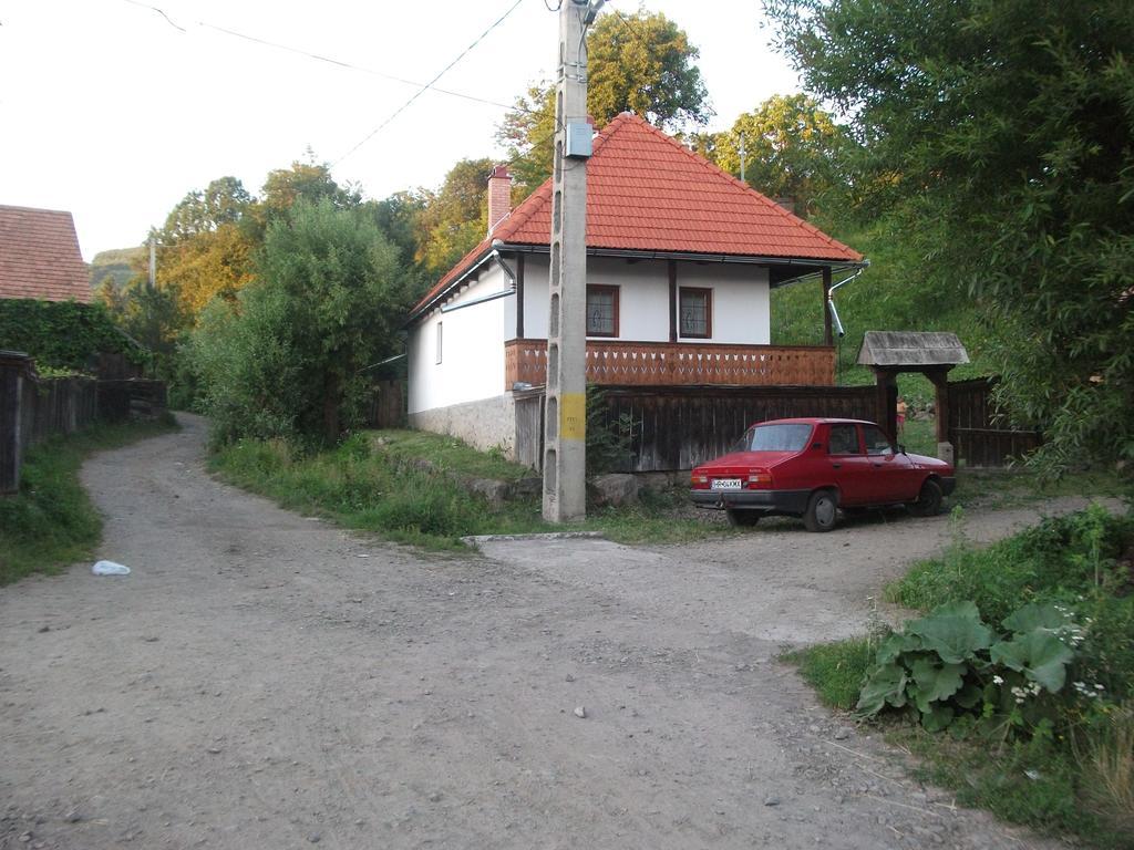 Maksai Lak Apartment Ocna de Sus Exterior foto